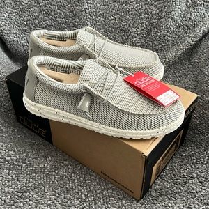 Hey Dude Shoe Wally Sox Slip on Boat Gray White Ash Unisex Size 10/8